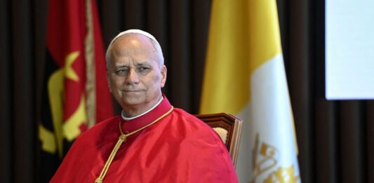 Papa in Angola “Costruire speranza del futuro”