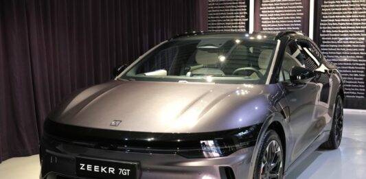 Zeekr alla Milano Design Week con “The Art of Connection”