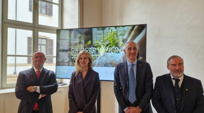 “RiforestAzione”, l’iniziativa del MASE con Axpo e Pulsee fa tappa a Torino