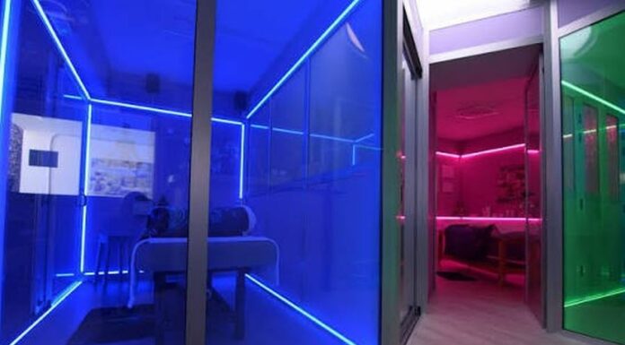 Insonnia e declino cognitivo, nuovo trattamento unisce luce, musica, meditazione