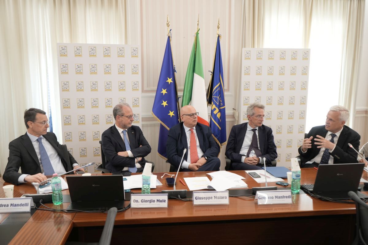 geronimo it in-fila-verso-il-mare-code-e-rallentamenti-in-a14-A16082 009