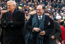 Usa, licenziato il segretario della Marina John Phelan