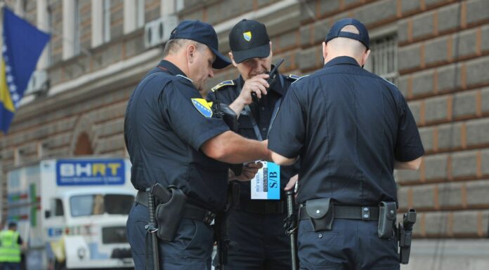 Traffico di migranti, 9 arresti tra Bosnia e Croazia sulla rotta balcanica