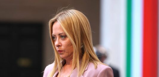 ميلوني: علاقاتنا مع واشنطن قوية.. ويجب على بوتين اتخاذ خطوات إلى الأمام