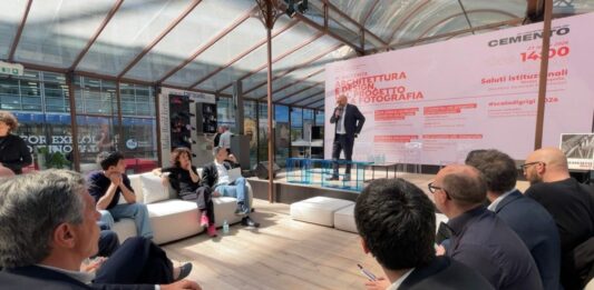 Al Fuorisalone il cemento diventa linguaggio urbano