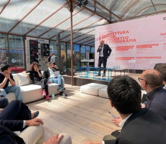 Al Fuorisalone il cemento diventa linguaggio urbano