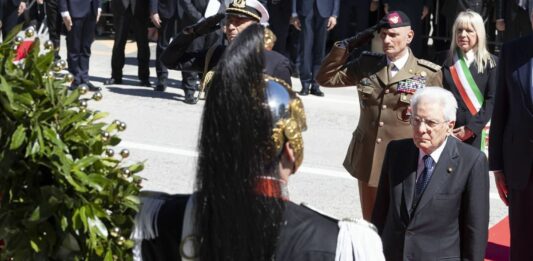 25 Aprile, Mattarella “La pace è il senso della Resistenza”