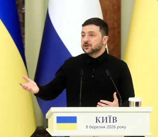 Ucraina, Zelensky “Elezioni adesso sarebbero come uno tsunami”