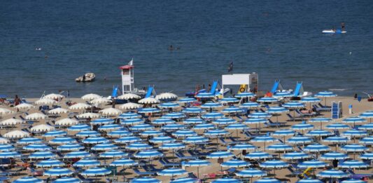 Concessioni balneari, Mit “Avanti con il confronto sul bando-tipo”