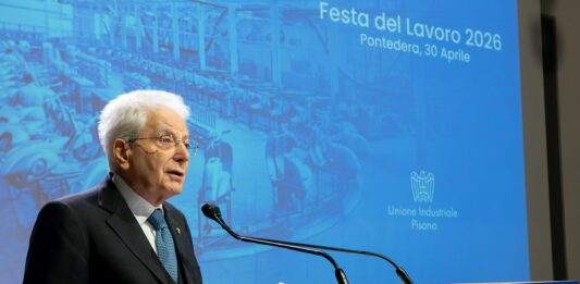 Mattarella “Nella nostra società i giovani sono poco ascoltati” / Video