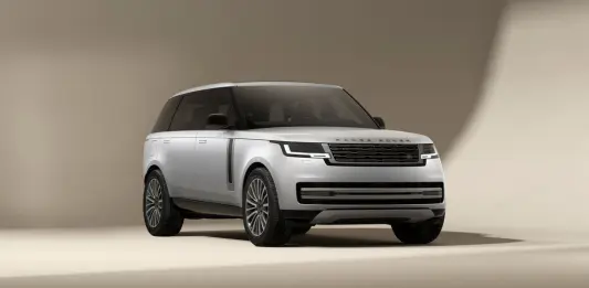 Range Rover completa la serie delle edizioni esclusive ispirate a Londra
