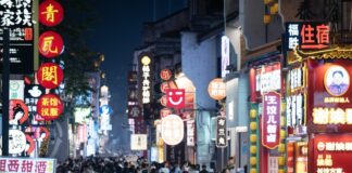 In Cina aumentano i viaggi interni e le spese per il turismo