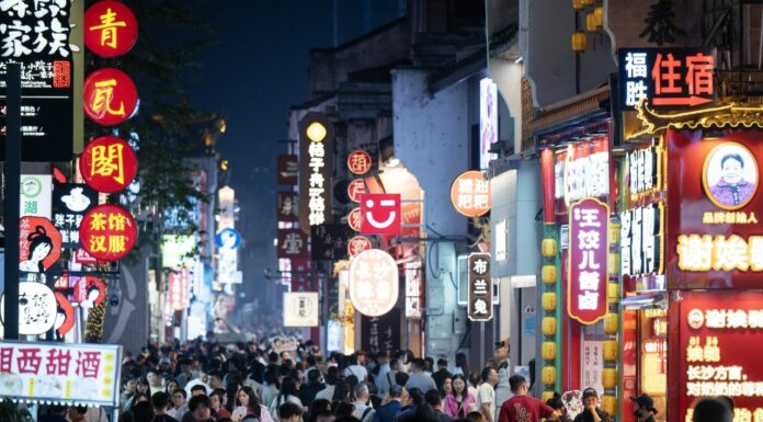 In Cina aumentano i viaggi interni e le spese per il turismo