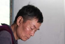 Cina: agricoltori portano l’aroma del tè dalle remote montagne alle città (3)