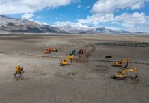 Cina: al via i lavori di costruzione di una centrale solare a 4.550 metri (1)