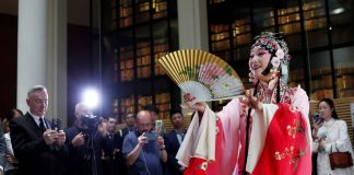 Cina: Shanghai presenta a Londra il suo patrimonio culturale (2)