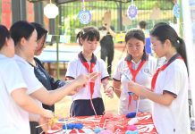 Cina: iniziano i festeggiamenti per il Sanyuesan Festival (3)