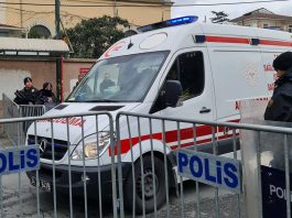 Sparatoria in un liceo della Turchia, si suicida l’attentatore: era un ex studente