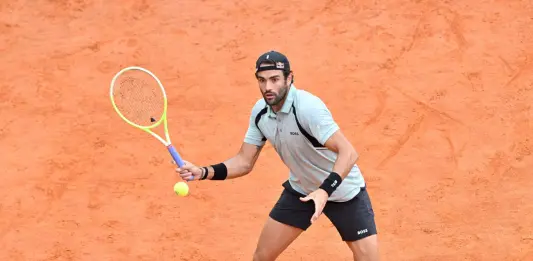 Berrettini travolge Medvedev a Montecarlo, doppio 6-0 e ottavi di finale conquistati