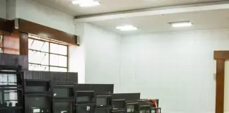 Madre italiana condannata in appello per adulterio in Egitto, la Farnesina offre assistenza