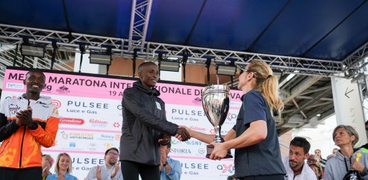 Il Kenya domina alla mezza maratona di Genova, in gara anche la sindaca Salis