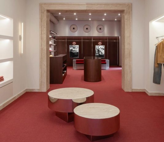 FiveFourFive inaugura il primo store a Milano, Santeramo “Una casa per la nostra community”