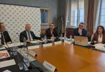 Rapporto Ristorazione di FIPE-Confcommercio: consumi a quota 100 miliardi, in calo imprese e lavoratori dipendenti