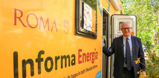 Riparte “Informa Energia”, il camper itinerante di Roma Capitale