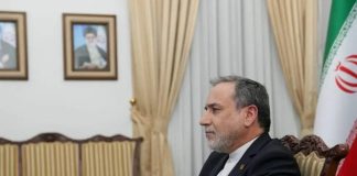 عراقجي: مسؤولية تداعيات الحرب تقع على إسرائيل والولايات المتحدة.. وإيران تحتجز سفينتين في مضيق هرمز