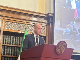 ريكاردي خلال مؤتمر إيطاليا–الصين: استثماراتنا تعزز الصادرات