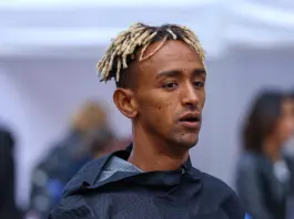 Impresa di Yeman Crippa, è il primo italiano a vincere la Maratona di Parigi