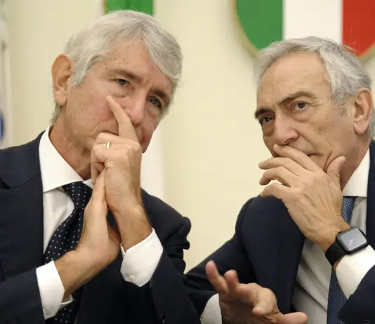 Italia fuori dai Mondiali, Abodi: “Serve un rinnovamento dei vertici della Figc”. Gravina convoca per domani una riunione d’urgenza
