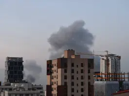 Violente esplosioni in Iran, Teheran: “Abbattuti due caccia F-35 americani”