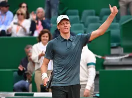 Masters 1000 Montecarlo, Sinner batte Auger-Aliassime in due set e sfiderà Zverev in semifinale