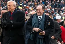 Usa, licenziato il segretario della Marina John Phelan