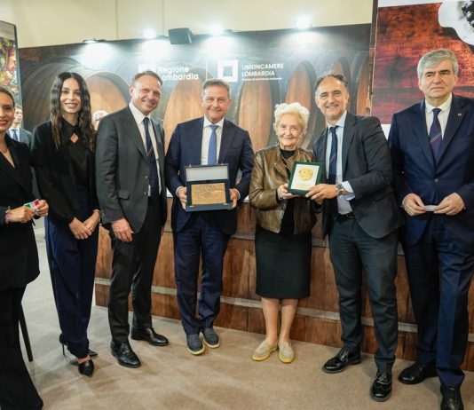 Al Vinitaly premiati 3 ambasciatori della cultura enogastronomica lombarda
