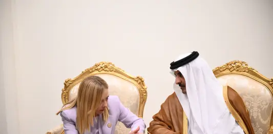 Meloni incontra l’emiro del Qatar “Garantire un’architettura di sicurezza regionale sostenibile”