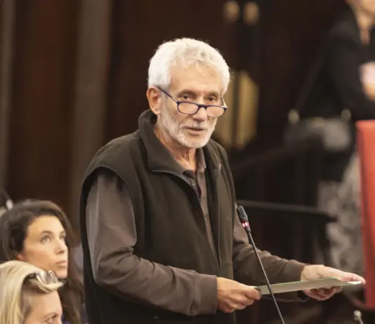 Lutto nella politica milanese, morto a 74 anni l’ambientalista e storico consigliere comunale Carlo Monguzzi