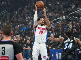 Detroit e Houston allungano la serie nei playoff Nba, Cleveland sul 3-2