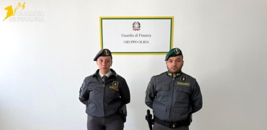 In monopattino con la droga, arrestato un 26enne a Olbia