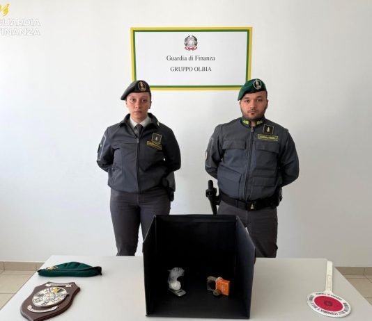 In monopattino con la droga, arrestato un 26enne a Olbia