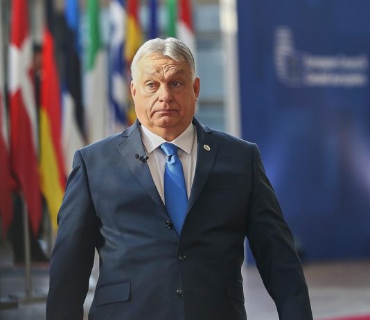 Ungheria al voto, per Orban la sfida più incerta degli ultimi 16 anni