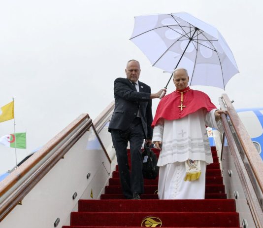 Trump attacca il Papa “È un debole, pessimo su politica estera”. Leone risponde “Non ho paura, io parlo di pace”