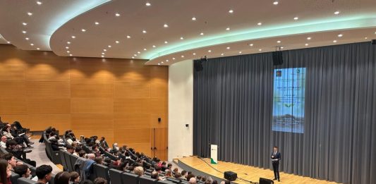 Tre scuole del Milanese ricordano a Palazzo Lombardia le vittime innocenti delle mafie