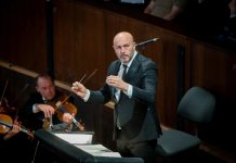 Il maestro Riccardo Frizza torna sul podio dell’Orchestra del Teatro Massimo di Palermo