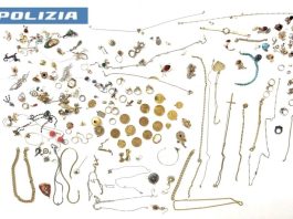 Truffe agli anziani a Cagliari, due arresti per estorsione e una denuncia per ricettazione aggravata