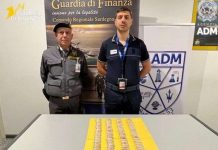 116 ovuli di eroina nell’intestino, arrestato un corriere della droga all’aeroporto di Elmas