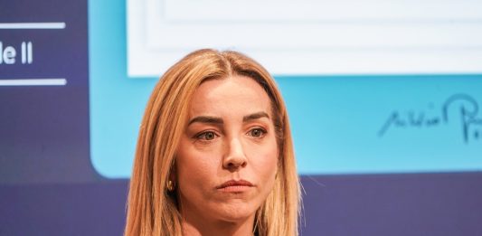 Silvia Salis “Io l’anti-Meloni? Se me lo chiedesse il centrosinistra unito, ci penserei”. Poi precisa “Non intendo venir meno al mandato di sindaca”