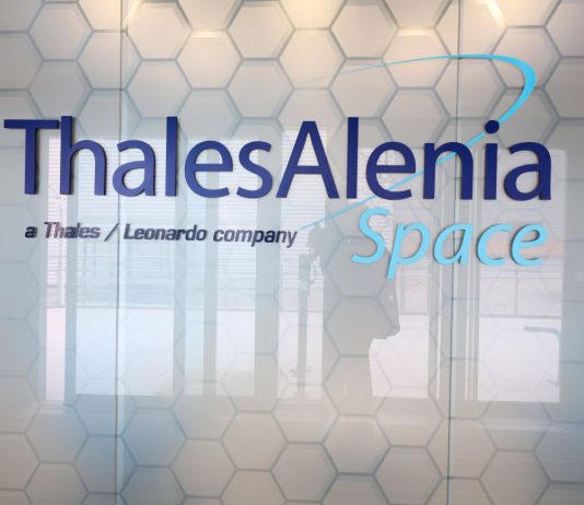 Accordo tra Thales Alenia Space, Airbus e RADMOR per lo sviluppo di un satellite di difesa polacco in orbita geostazionaria
