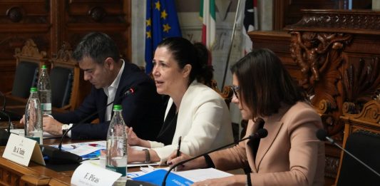 Todde “1,5 miliardi per il nuovo piano dei servizi alla persona, sanità più vicina ai cittadini”